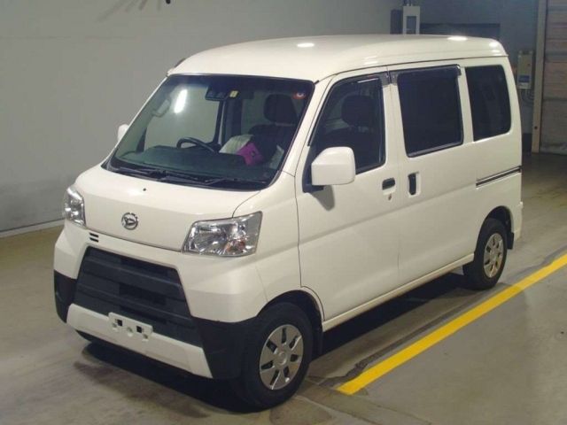 3256 DAIHATSU HIJET VAN S321V 2018 г. (TAA Yokohama)